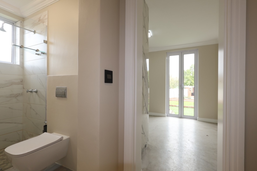 4 Bedroom Property for Sale in Val De Vie Estate Western Cape